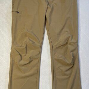 NWOT Columbia Men's 34 Tan Lightweight Hiking Stretch Pants